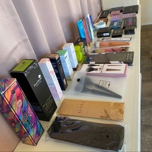 Brand New Makeup Lot